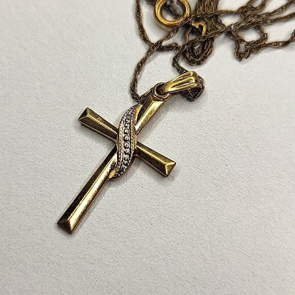 Cross with Sash - Picture 2 of 5